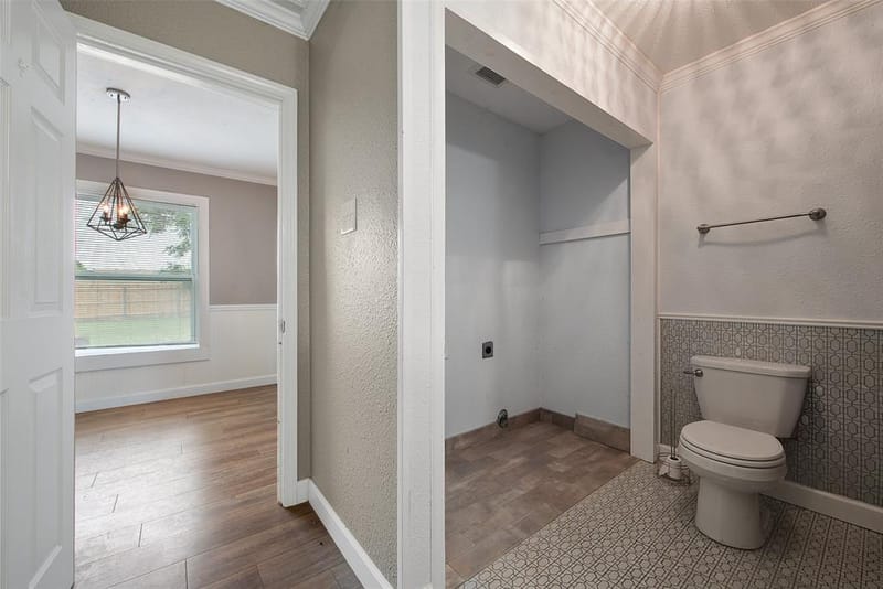 4913 Calmont Avenue, Fort Worth TX 76107 - Photo 12