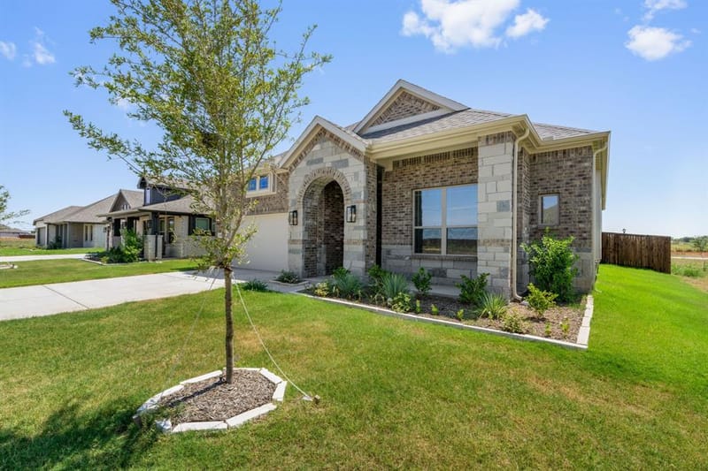1969 Daybreak Drive, Venus TX 76009