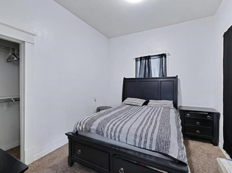 1811 Wesley Street, Greenville TX 75401 - Photo 9