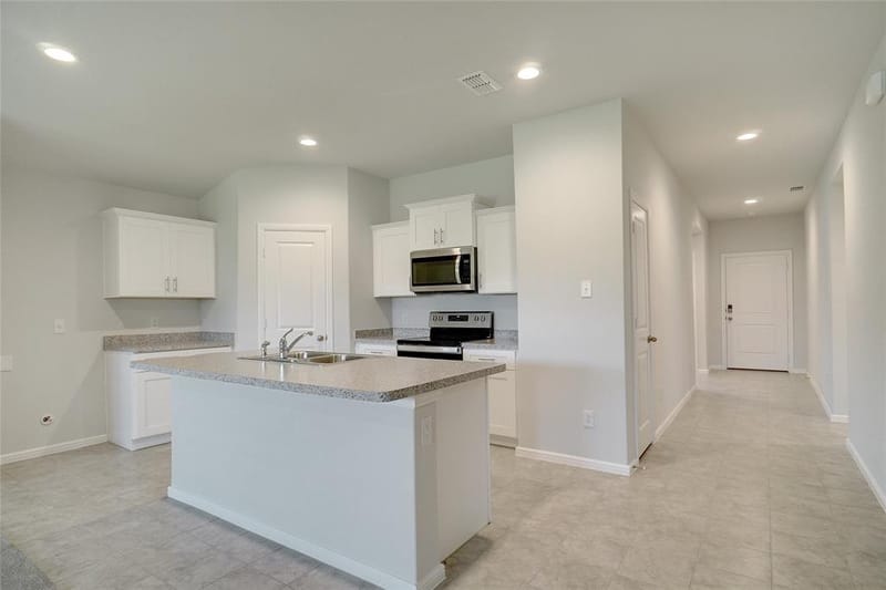 113 Anderson Mill Street, Azle TX 76020 - Photo 11