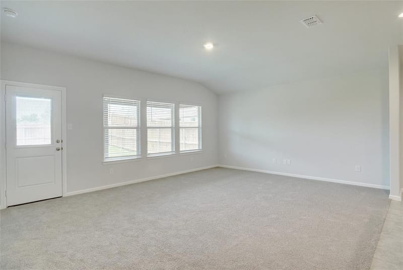 113 Anderson Mill Street, Azle TX 76020 - Photo 4