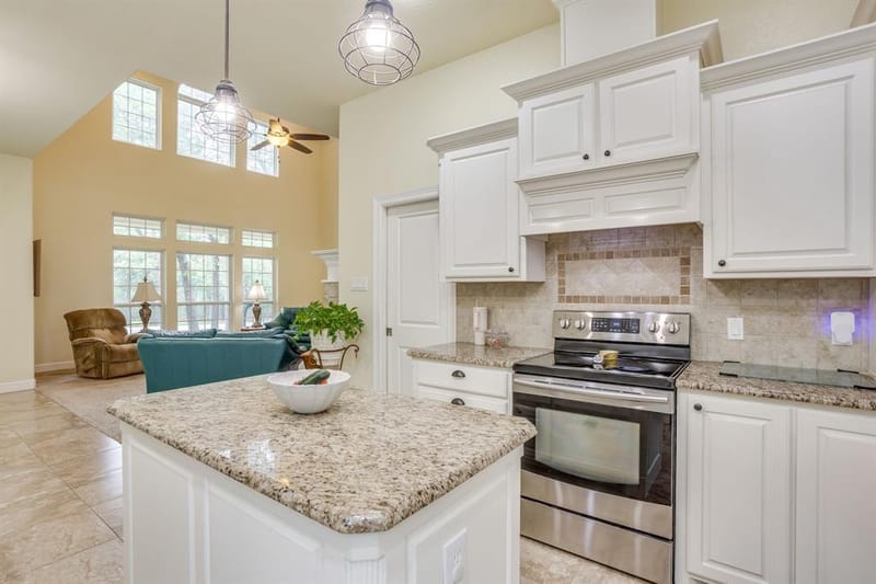 263 Oak Creek Circle, Springtown TX 76082 - Photo 34