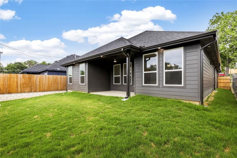 1613 Avenue D, Fort Worth TX 76104 - Photo 4
