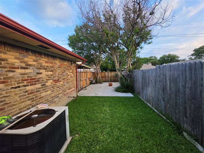 3038 Modella Avenue, Dallas TX 75229 - Photo 36
