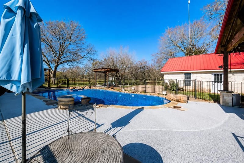 168 Country Drive, Waco TX 76705 - Photo 13