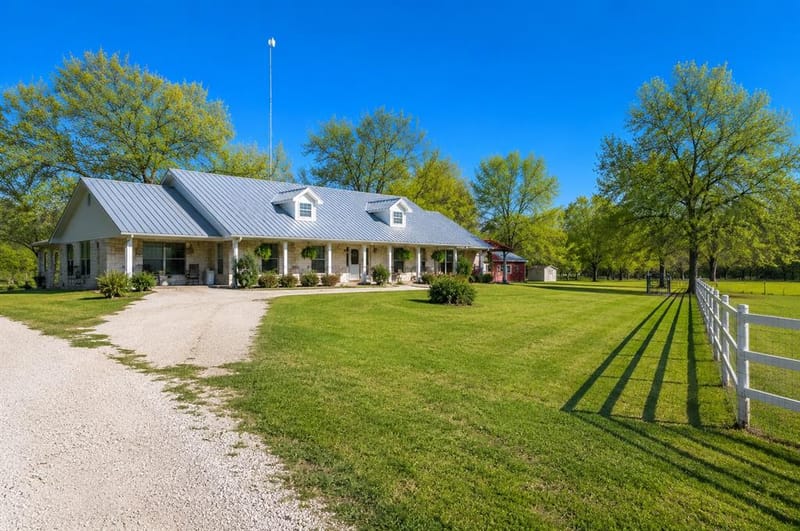 168 Country Drive, Waco TX 76705 - Photo 16