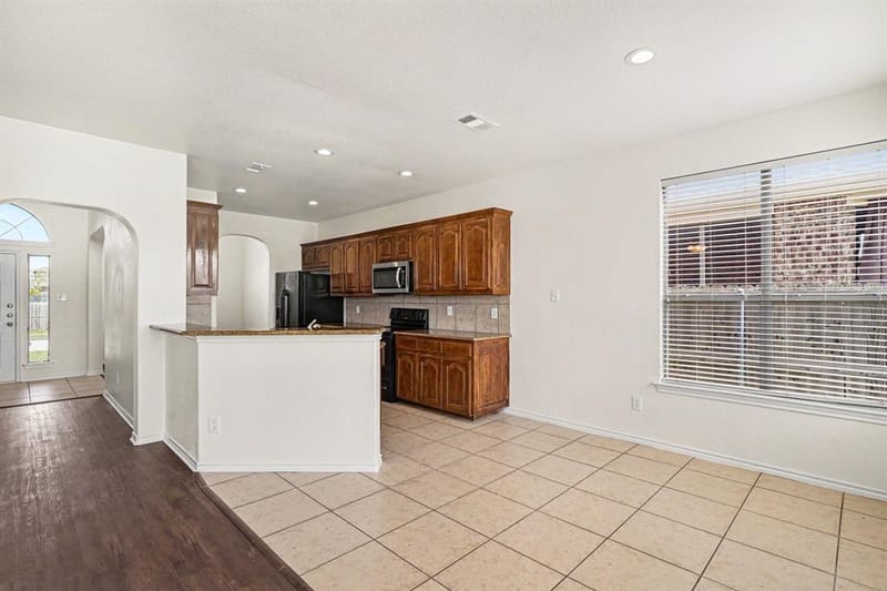 9712 Willow Branch Way, Fort Worth TX 76036 - Photo 13