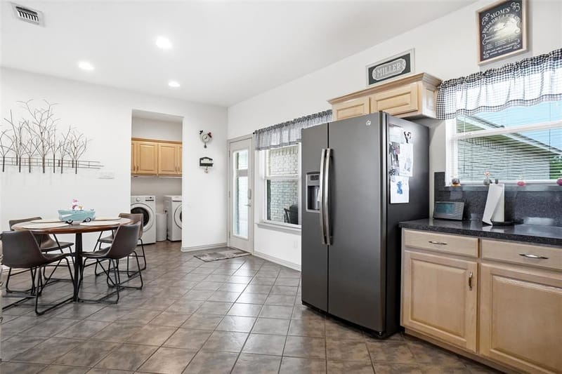 207 Bonita Drive, Granbury TX 76049 - Photo 6