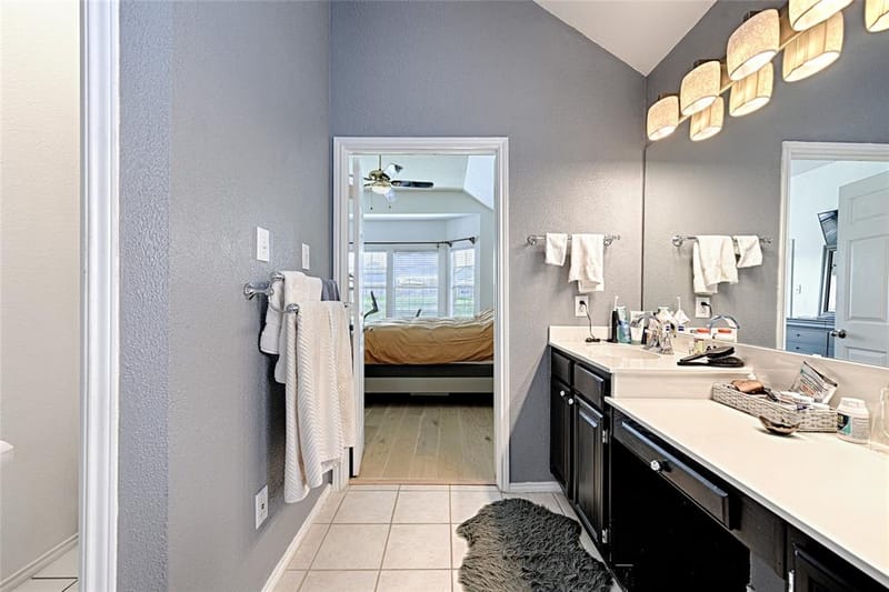 10013 White Lane, Irving TX 75063 - Photo 17