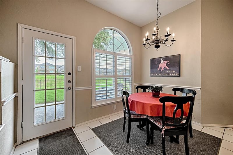 10013 White Lane, Irving TX 75063 - Photo 7