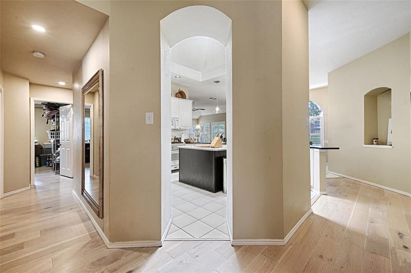 10013 White Lane, Irving TX 75063 - Photo 5