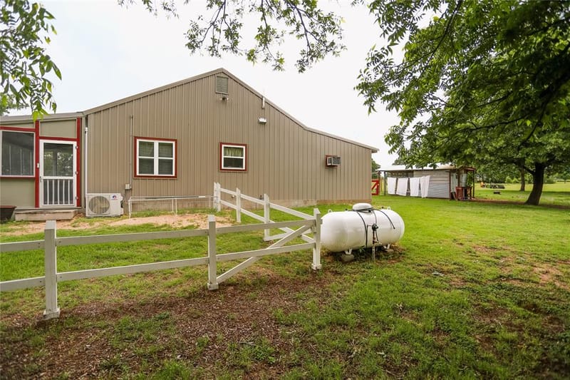 1166 County Road 403, Comanche TX 76442 - Photo 2