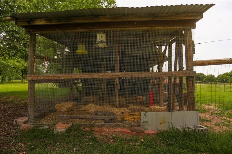 1166 County Road 403, Comanche TX 76442 - Photo 22