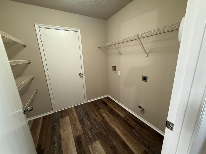 2549 Pilgrim Rest Drive, Dallas TX 75237 - Photo 7