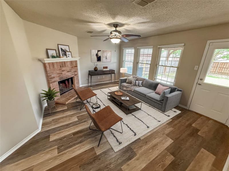 2549 Pilgrim Rest Drive, Dallas TX 75237 - Photo 11