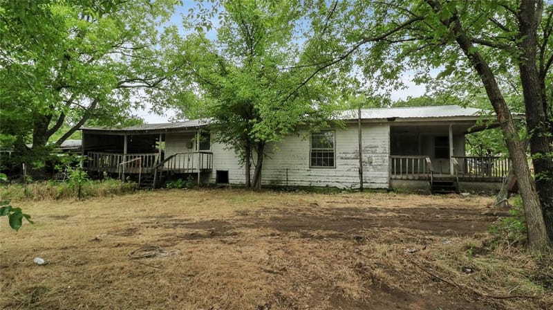 306 Denver Road, Sunset TX 76270 - Photo 6