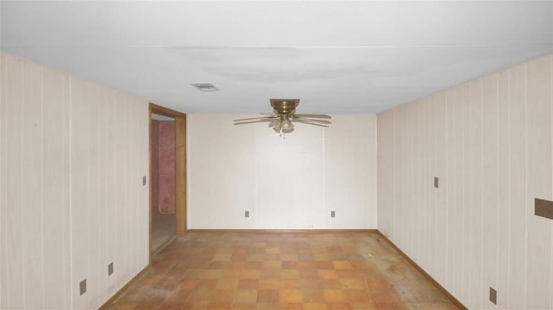 306 Denver Road, Sunset TX 76270 - Photo 13