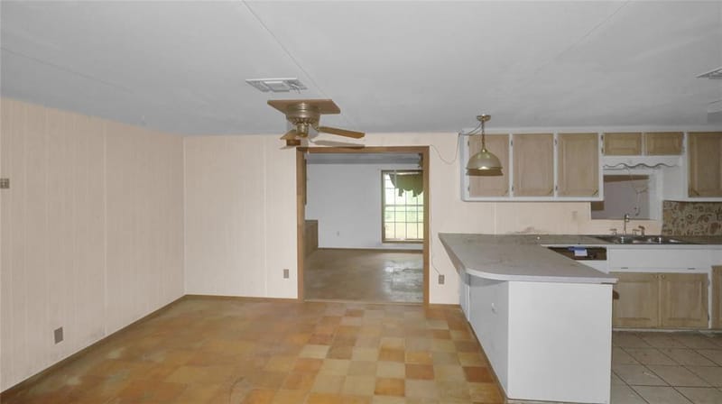 306 Denver Road, Sunset TX 76270 - Photo 14