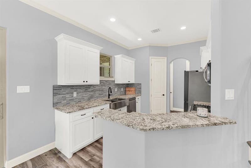 675 Wayne Avenue, Van Alstyne TX 75495 - Photo 11