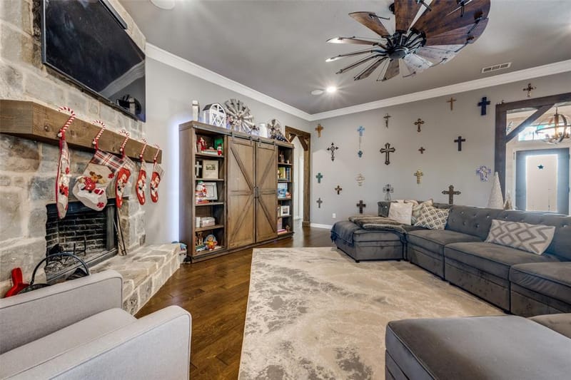 7417 Green Mesa Road, Ponder TX 76259 - Photo 8