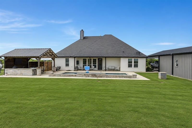 2433 Old Denton Highway, Decatur TX 76234 - Photo 32