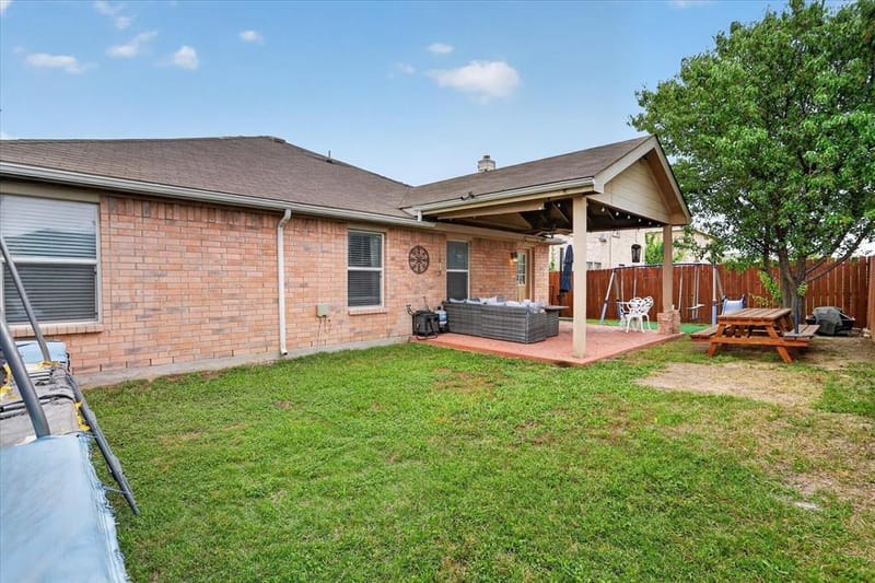 2019 Limestone Drive, Grand Prairie TX 75052 - Photo 32