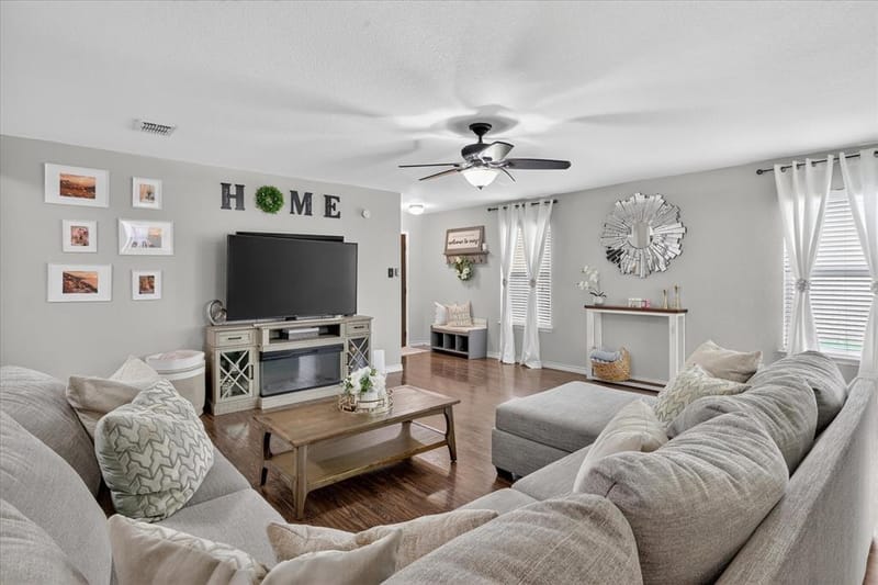 2019 Limestone Drive, Grand Prairie TX 75052 - Photo 8