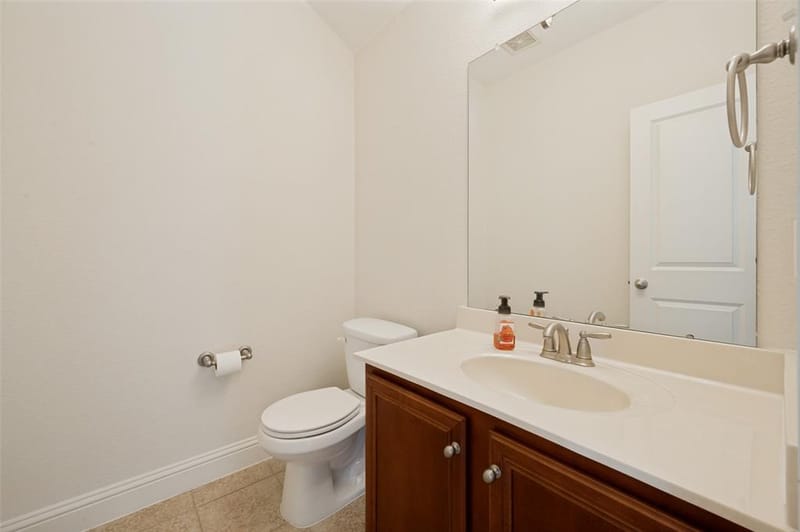 921 Brook Forest Lane, Euless TX 76039 - Photo 20