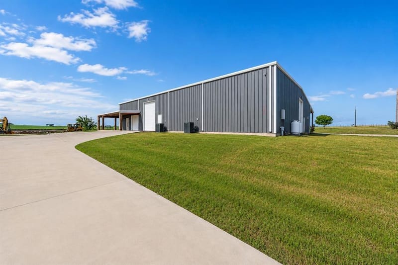 426 CR 2320, Decatur TX 76234 - Photo 40