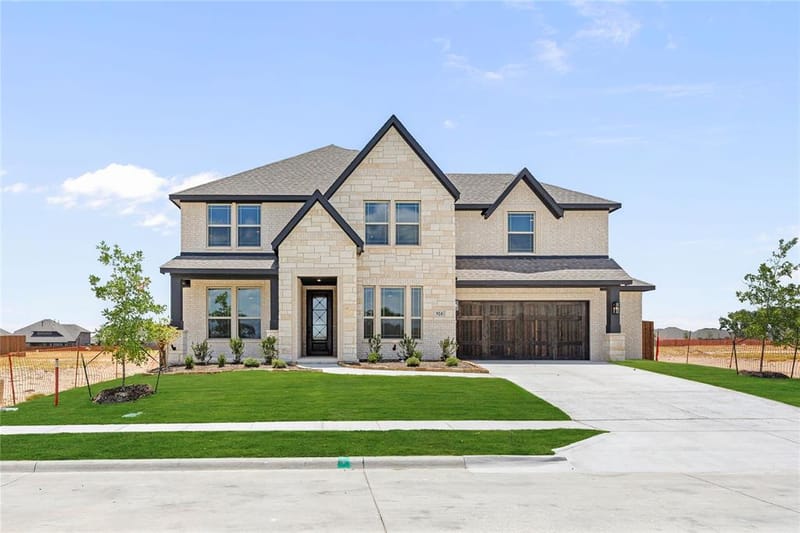 924 Lasalle Drive, Red Oak TX 75154 - Photo 2