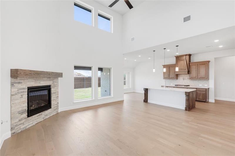 924 Lasalle Drive, Red Oak TX 75154 - Photo 14