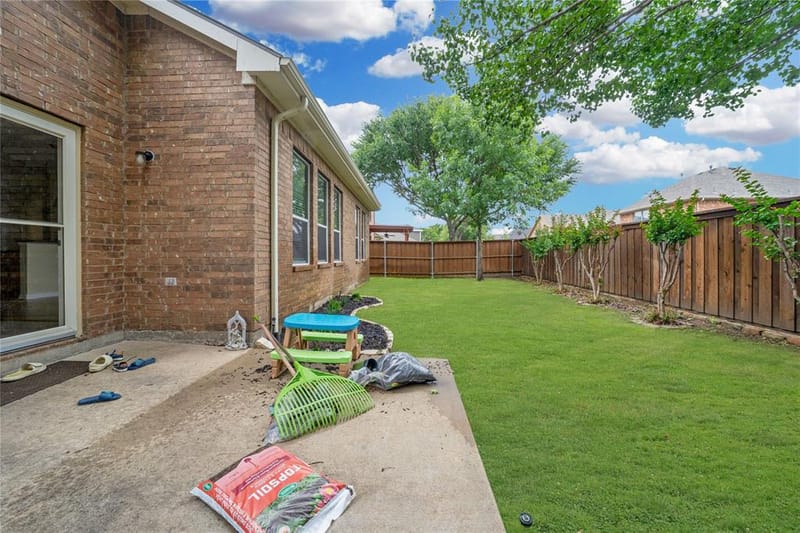 8629 Marion Drive, Frisco TX 75036 - Photo 23