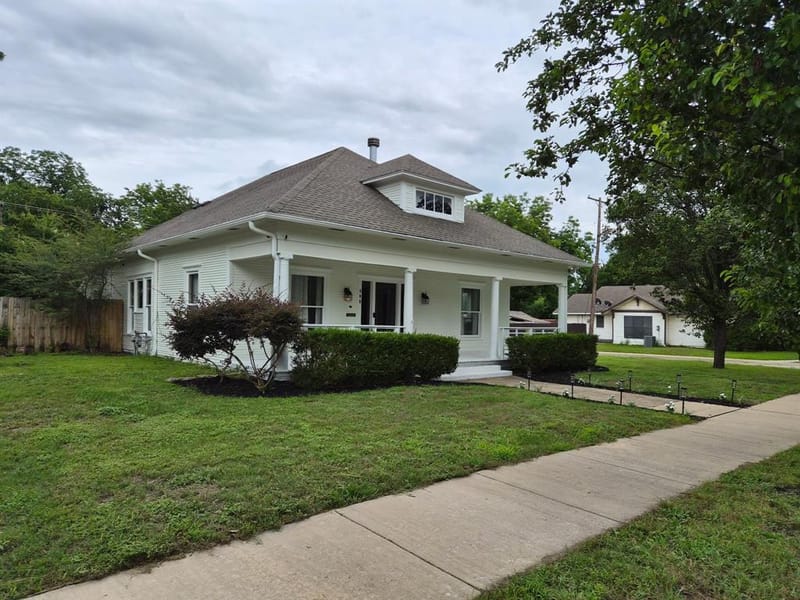 300 E University Avenue, Waxahachie TX 75165 - Photo 21