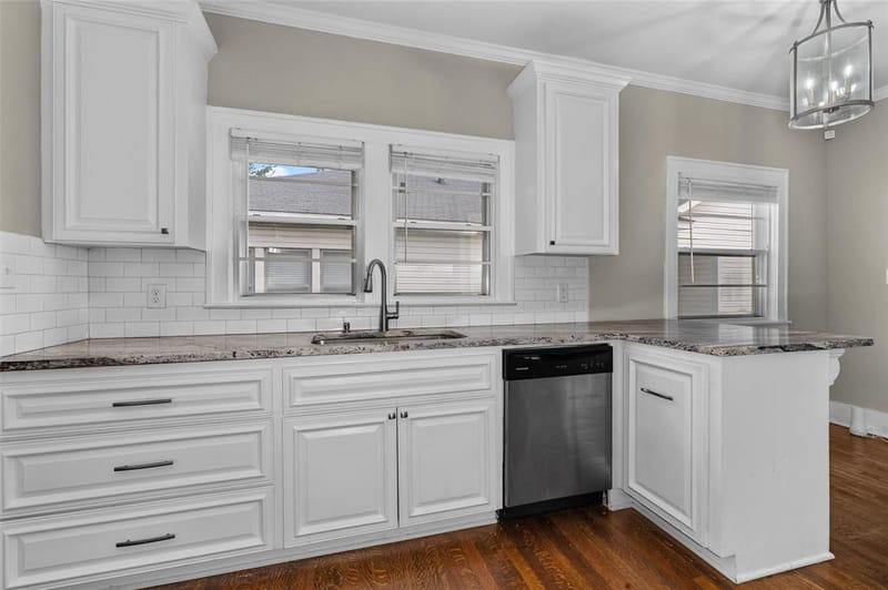 3864 Fairfield Avenue, Shreveport LA 71106 - Photo 10