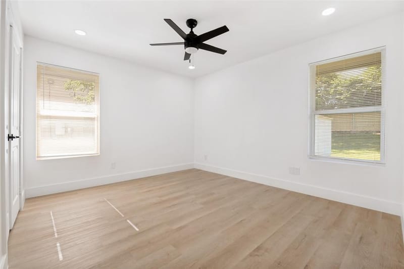 2406 Magna Vista Drive, Dallas TX 75216 - Photo 17