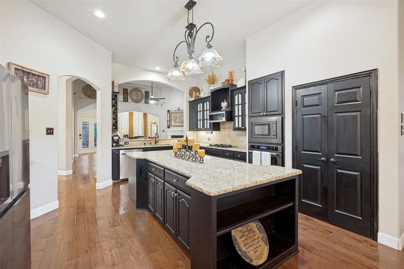 730 Peninsula Bend, Shady Shores TX 76208 - Photo 9