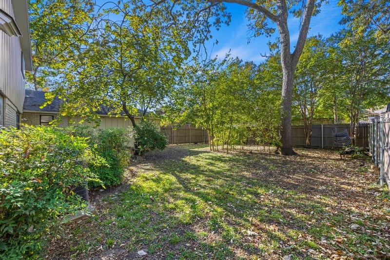 6925 Galemeadow Circle, Dallas TX 75214 - Photo 15
