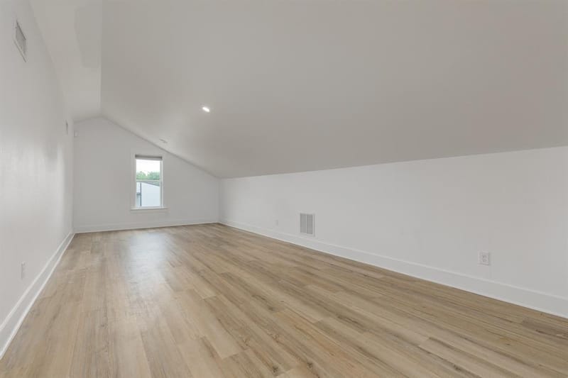 1305 N John Douglas Road, Van Alstyne TX 75495 - Photo 32