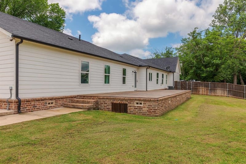 1305 N John Douglas Road, Van Alstyne TX 75495 - Photo 35