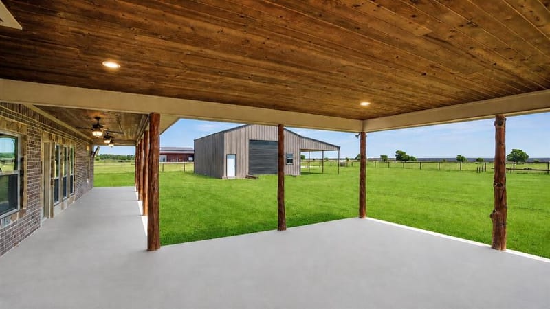 1872 County Road 329, Gainesville TX 76240 - Photo 11