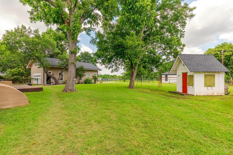 203 E Umphress Street, Van Alstyne TX 75495 - Photo 34
