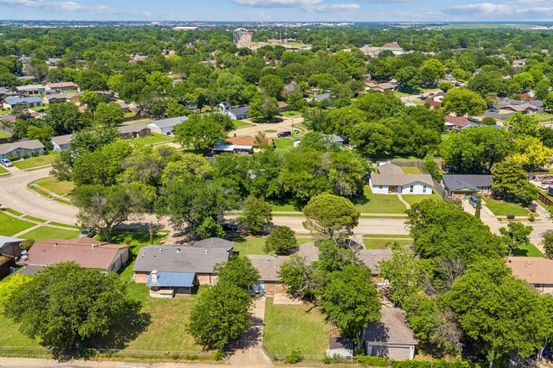 818 Quebec Drive, Garland TX 75040 - Photo 22