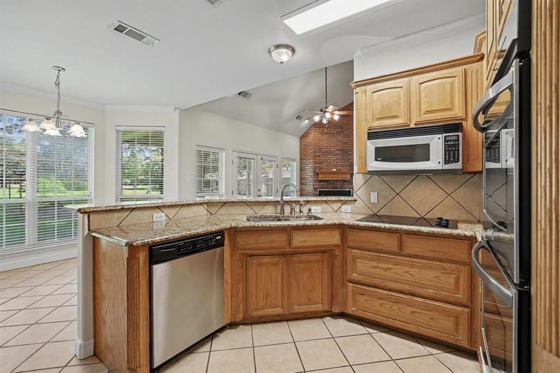2811 N Shore Drive, Bonham TX 75418 - Photo 16