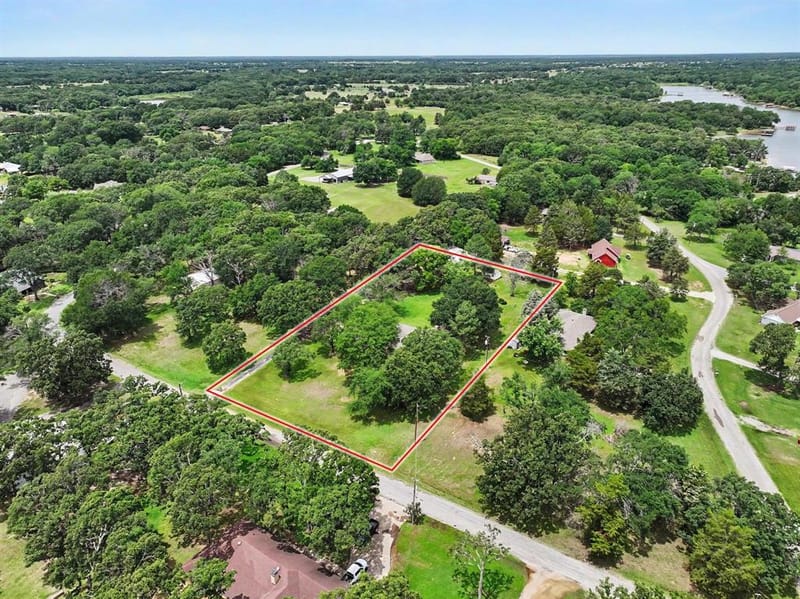 2811 N Shore Drive, Bonham TX 75418 - Photo 4