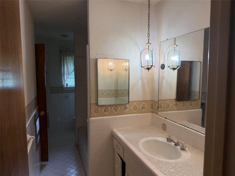 804 Carroll Drive, Garland TX 75041 - Photo 18