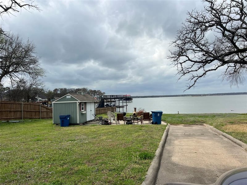 135 Island Park Drive, Gun Barrel City TX 75156 - Photo 10