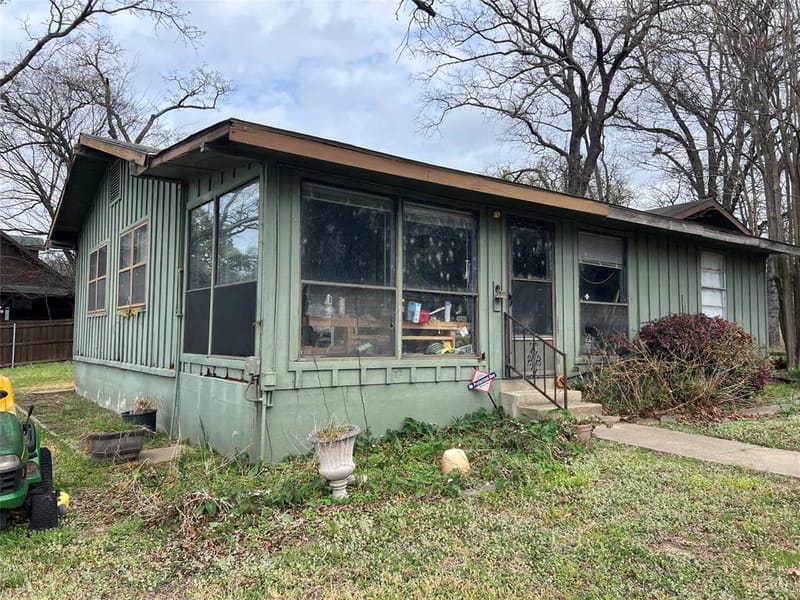 135 Island Park Drive, Gun Barrel City TX 75156 - Photo 14