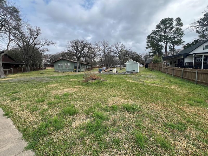 135 Island Park Drive, Gun Barrel City TX 75156 - Photo 15
