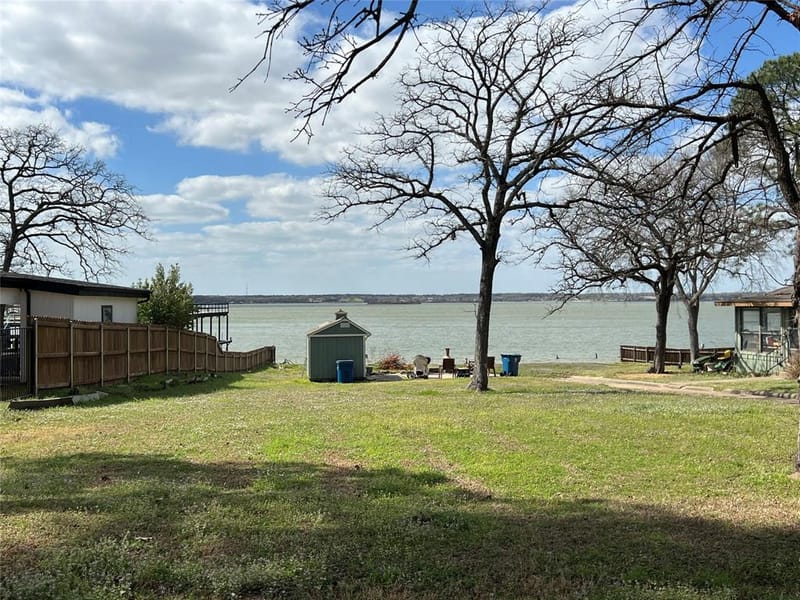 135 Island Park Drive, Gun Barrel City TX 75156 - Photo 8