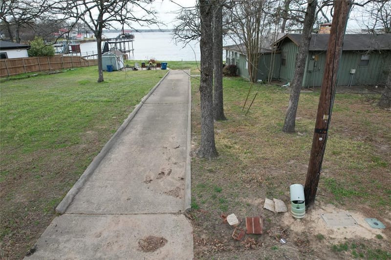 135 Island Park Drive, Gun Barrel City TX 75156 - Photo 25